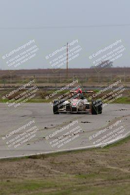 media/Jan-15-2023-CalClub SCCA (Sun) [[40bbac7715]]/Group 2/Qualifying (Sweeper)/